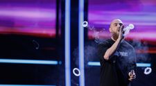 Românii au talent, 13 martie 2026. Guzy Tricks, moment nemaivăzut în niciun sezon. A făcut cercuri din fum prin vapat și promite show, dacă trece mai departe: „Ai reușit să faci spectacol până și din asta”