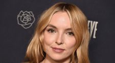Actrița Jodie Comer este ”cea mai frumoasă femeie din lume”. Le-a detronat pe Bella Hadid și Zendaya