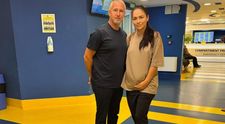 „Să le dea Dumnezeu şi o fetiţă!”. Prima reacție a lui Laurențiu Reghecampf, după ce Corina Caciuc a fost felicitată pentru sarcină. Este sau nu din nou însărcinată