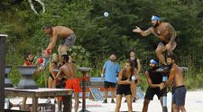 Survivor 2023: Cum a căzut Ionuț Iftimoaie și l-a tras de păr pe DOC în timpul unei probe dificile