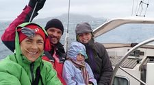 O familie a petrecut trei ani pe mare, călătorind în jurul lumii. Ce li s-a întâmplat pe Insula Crăciunului
