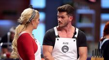 Prima probă în bucătăria MasterChef. Concurenții gătesc în echipe de câte doi