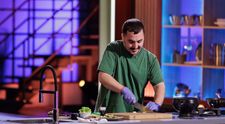 Masterchef 2024, 10 septembrie. Petre Catană, barista, i-a făcut pe chefi să moară de râs. A gătit pietre! Reacția lui chef Dumitrescu: ”Nu mesteca, o să te doară!”