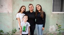 “V-ați gândit vreodată ce s-ar întâmpla cu copiii voștri dacă voi n-ați mai fi?” Povestea Marei, o fetița orfană, își va regăsi zâmbetul cu ajutorul echipei Visuri la cheie