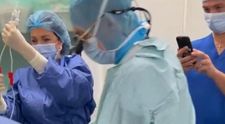 Un băiețel de 9 ani care a decedat într-un accident de mașină a devenit înger salvator pentru o fetiță de 10 ani. „Daria a primit darul cel mai de preț – o inimă nouă”