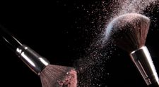 (P) Un ghid cuprinzător pentru evaluarea produselor de machiaj