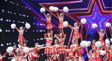 Românii au talent 2022: Majoretele din trupa Boom Boom, dans sincron pe scena talentelor