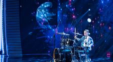 Răducu Moldovan, puștiul de 7 ani care a făcut show la tobe pe scena de la Românii au talent: „Cred că avem în fața noastră un viitor mare toboșar!”