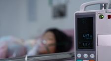 O fetiță de 9 ani a murit la mai puțin de 24 de ore după ce medicii au diagnosticat-o cu cancer. Ce simptome avea micuța