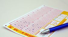 Un bărbat a câștigat la loto 17 milioane de euro din greșeală! Cum a fost posibil acest lucru