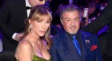 Se apropie de 80 de ani și tocmai a celebrat 29 de ani de căsnicie cu Jennifer Flavin! Cum a reușit Sylvester Stallone să-și salveze mariajul după ce în 2022 a fost la un pas de divorț