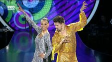Uite cine a deschis editia doi a celui mai tare show de dans, cu o coregrafie DISCO: Anca Sina Serea si Nicolai Curnic