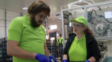 Șef sub acoperire, 7 noiembrie 2024 - În secția de săpun solid, Șeful sub acoperire o cunoaște pe Izabela Andronache, 