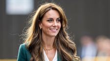 Kate Middleton, gest emoționant pentru o adolescentă bolnavă de cancer. Viitoarea regină a Marii Britanii a fost emoționată de povestea ei, fiind diagnosticată cu aceeași boală