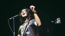 Finalistul sezonului sase Vocea Romaniei, Alex Musat, are vinerea aceasta primul sau concert!