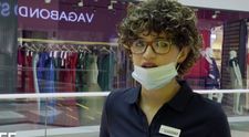 EXCLUSIV ONLINE - Jobul care nu s-a văzut la TV. Cine este angajata care a pus-o pe Andreea Cornea la treaba dis de dimineață