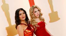 Salma Hayek, eclipsată de fiica ei pe covorul roșu la Premiile Oscar. Cât de frumoasa s-a făcut Valentina, la 15 ani