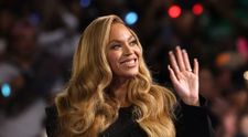 Beyonce nu mai arată AȘA! Fanii au rămas fără cuvinte după ce artista a renunțat la părul lung și s-a tuns bob