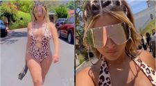 Bebe Rexha nu mai e complexată de kilogramele în plus: a defilat pe stradă în costum de baie