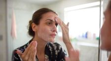 VIDEO Cremele dermato-cosmetice, ideale pentru ten