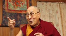 Dalai Lama se lansează în muzică, la 85 de ani. Ce album va scoate liderul spiritual tibetan