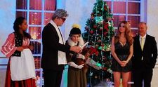Toni Grecu a prezentat in seara de Revelion “Gala Premiilor Serviciului Roman de Comedie 2010” FOTO
