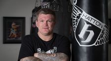A fost dezvăluită cauza decesului lui Ricky Hatton. Cum a fost găsit campionul la box, de doar 46 de ani, în casa lui de 1,7 milioane de lire sterline