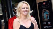 Pamela Anderson își vinde vila din Malibu cu 15 milioane de dolari și se mută în casa bunicii