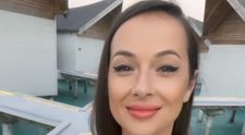Vlăduța Lupău, direct în trending! Cum arată artista în clipul care a cucerit internetul: „Bate vântul bate”