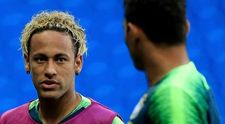 Noul look al lui Neymar, subiect de glume pe internet