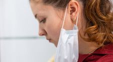 Un epidemiolog român explică în ce faze și în ce situații sunt asimptomaticii predispuși să transmită virusul mai departe