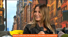 Anca Țurcașiu a cântat pe Litoral o lună întreagă, deși avea rotula luxată: 