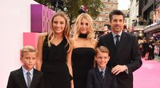 Cândva erau copia fidelă a lui Patrick Dempsey! Gemenii starului din „Anatomia lui Grey” au împlinit 18 ani și au absolvit liceul. Imaginile cu Sullivan și Darby sunt virale