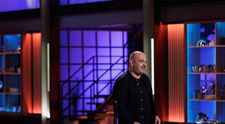 MasterChef 2024, 30 septembrie. Mihai Frățilă, inginerul care își crește singur copiii, le-a stârnit șefilor curiozitatea din prima clipă. A gătit monk fish cu spanac, o combinație de gusturi inedită: „Dacă aș fi gustat cu ochii închiși, aș fi crezut că e un bucătar profesionist”