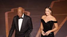 De ce a purtat Morgan Freeman o mănușă neagră pe mâna stângă la Gala Premiilor Oscar 2023, pe 12 martie