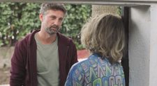După sărutul cu Profa, Profu` își petrece noaptea alături de mama unui elev!