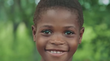 Cum reactionează copiii din Zambia atunci cand primesc apa curata <span style=