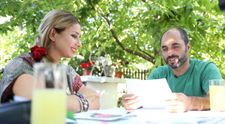 A avut rugaminti pentru divinitate si se pare ca s-au implinit. Liviu a pupat scrisorile cand le-a citit