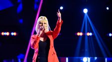 Vocea României 2025, 26 septembrie 2026. Lavinia Leonte a fost surpriza serii pentru Theo Rose. A ridicat publicul în picioare cu piesa „A venit poliția” și a dat-o pe spate pe artistă cu varianta rock: „A cântat-o mai bine ea decât mine”