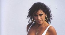 V-o amintiți pe Sabrina, care făcea ravagii în anii 80 cu piesa ”Boys”? Incredibil cum arată cântăreața la 55 de ani