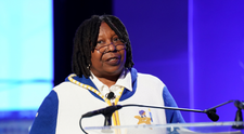 Whoopi Goldberg a fost suspendată de superiorii săi de la tv după ce i-a jignit pe evrei