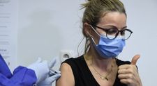 La cât timp după ce se vaccinează, o persoană devine imună la COVID-19? Răspunsul specialiștilor