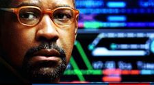 Zici ca e sotia, nu fata lui. Denzel Washington a aparut pe covorul rosu de la Globurile de Aur cu fiica sa: FOTO