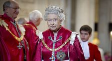 Comoara ascunsă a Reginei, de sub Palatul Buckingham. Valorează în jur de 2 milioane de lire sterline