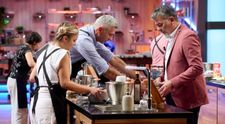 Presiune mare pentru unii concurenți MasterChef. Ce preparat trebuie să gătească la proba eliminatorie