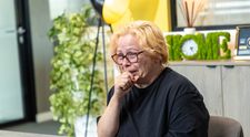 Șef sub acoperire, 21 noiembrie 2024. Misiunea a ajuns la final, iar șeful sub acoperire se întâlnește cu angajații cu care a lucrat. Claudia izbucnește în lacrimi când primește cadoul din partea lui Alin Hustiu: „Vă mulțumesc din suflet!”