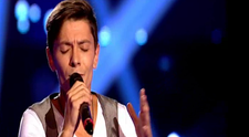 Singurul cantaret roman care l-a impresionat pe Enrique Iglesias a venit la Vocea Romaniei. Cine e concurentul pe care Iglesias l-a prezentat lumii intregi