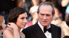 Ce substanțe ar fi consumat fiica lui Tommy Lee Jones înainte să fie găsită moartă într-un hotel din SUA