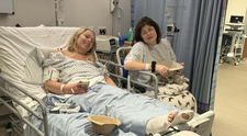 A slăbit 25 de kilograme ca să-i salveze viața mamei sale! Gestul incredibil care a emoționat o lume întreagă: „Este îngerul meu de pe pământ”