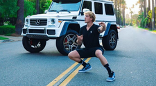Logan Paul s-a intors in lumea Youtube-ului cu un filmulet emotionant
